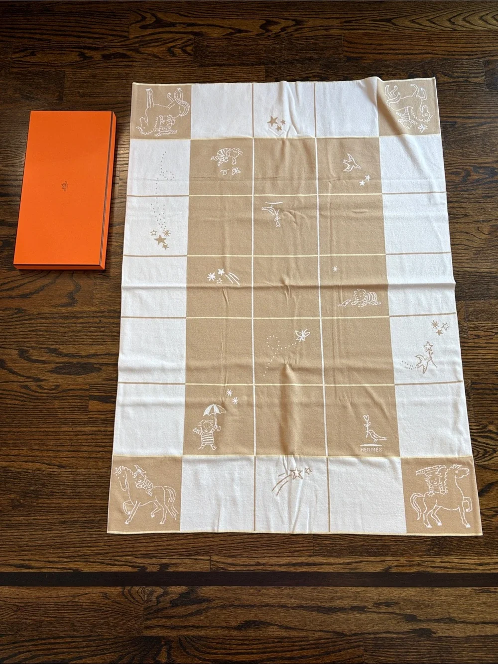 Hermes White and Beige biscuit Cabriole blanket